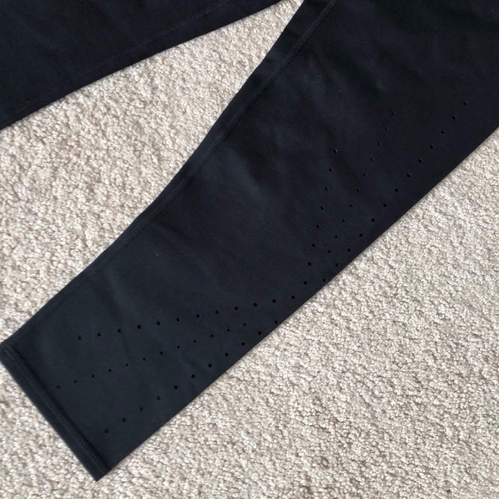 Fabletics Angela capri - Picture 2 of 4